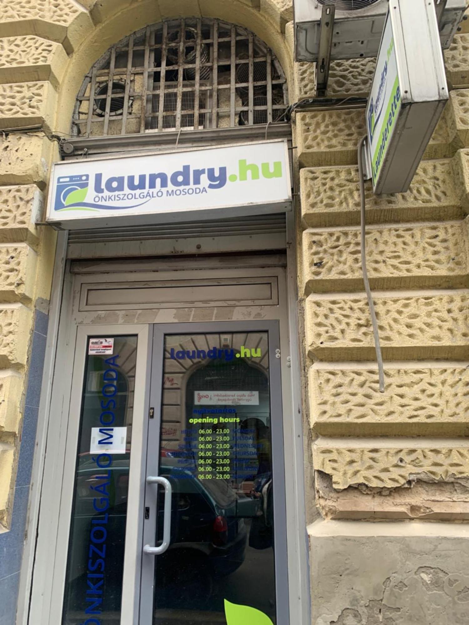 Small Cosy Apartment Near The Famous Westend City Center Budapest Exterior photo