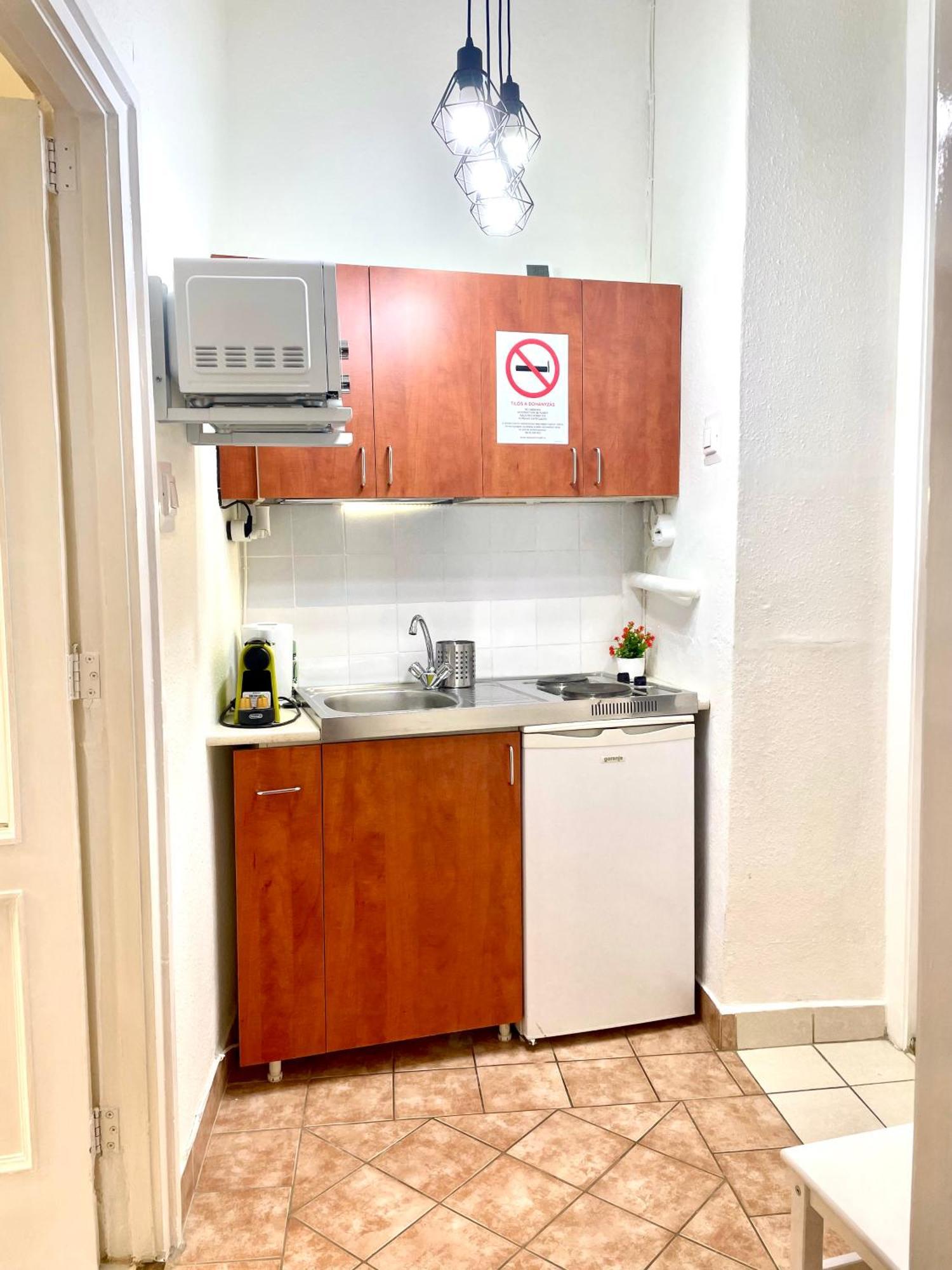 Small Cosy Apartment Near The Famous Westend City Center Budapest Exterior photo
